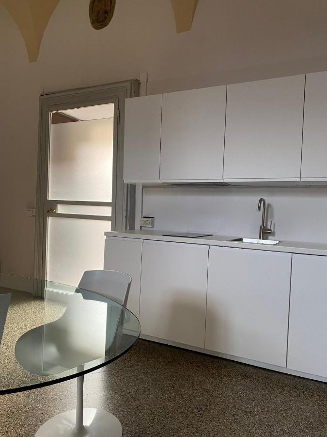 Jovis Suite Brescia Exterior foto